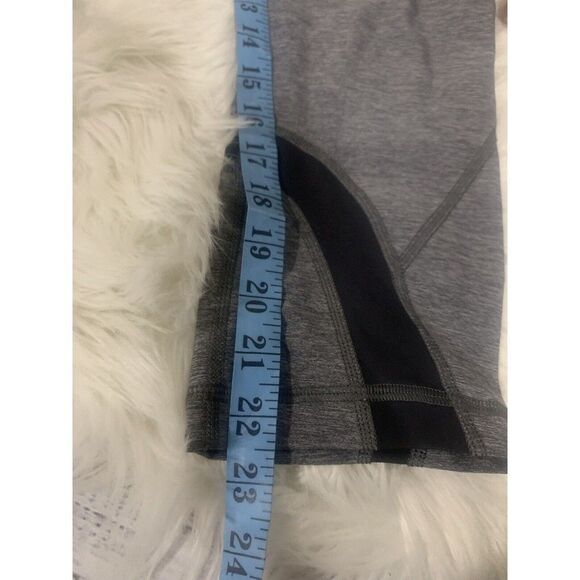 Lululemon Run Inspire Mesh Sz 8 Back Zipper Inseam Gray Legging Ankle Cropped - Picture 10 of 11
